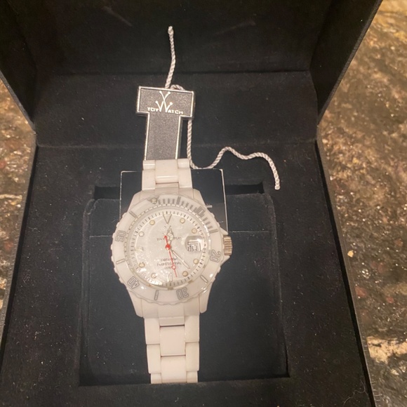 White Toy Watch branch - Picture 6 of 7